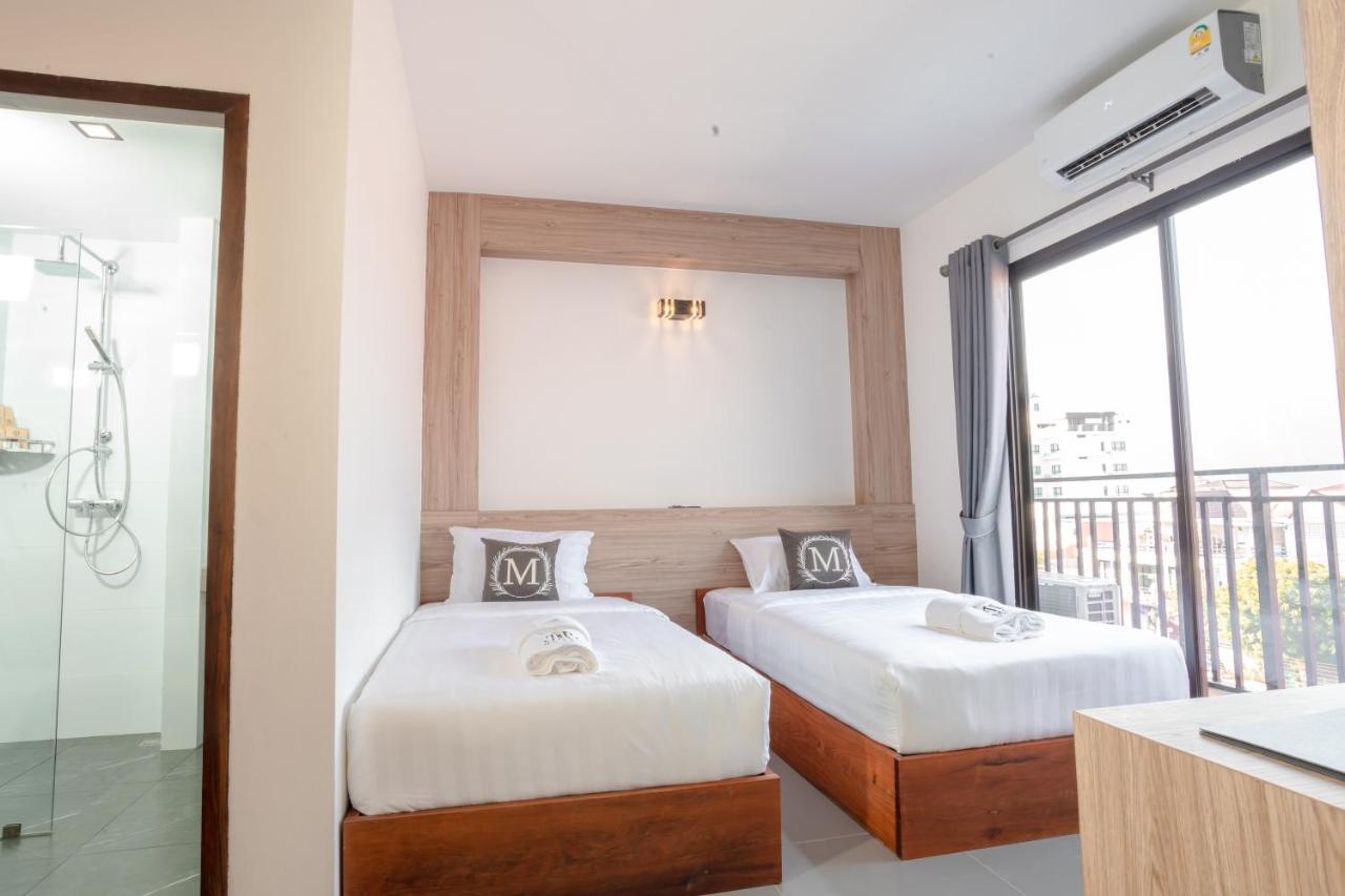M&M Hotel Vang Vieng Bagian luar foto